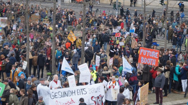 Fridays for Future: 25000 demonstrate in Berlin with Greta Thunberg