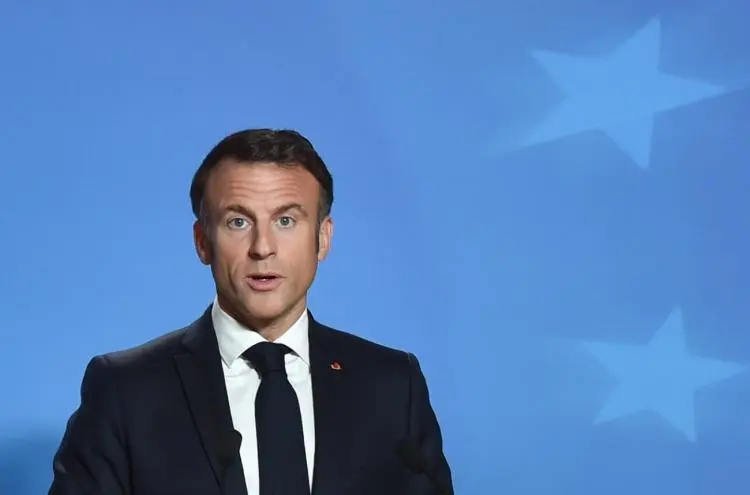 Macron refuse de nommer un gouvernement de gauche