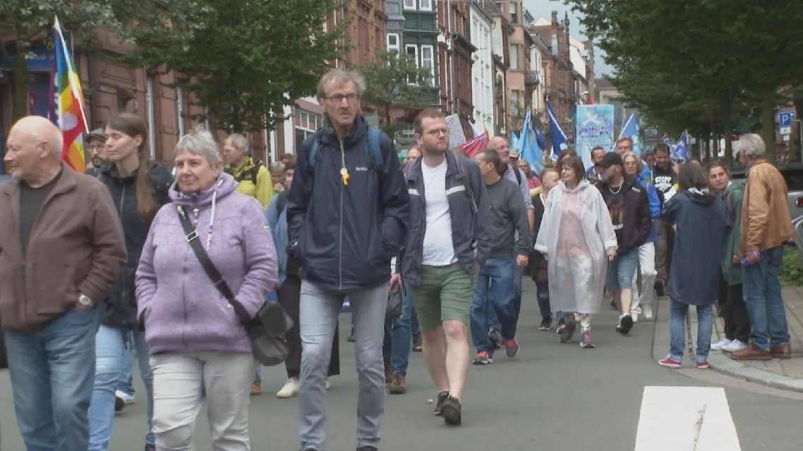 Anti-war protests in Germany against government military intervention in Russia-Ukraine conflict