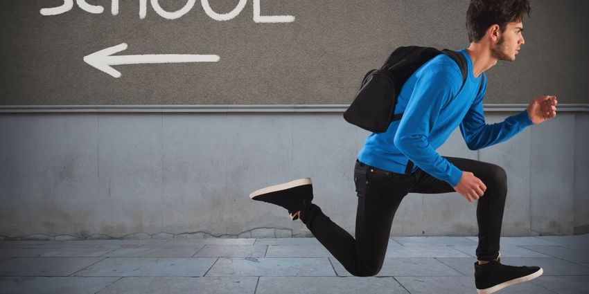 Mila Ragazze E Ragazzi Hanno Abbandonato La Scuola Dopo La Media