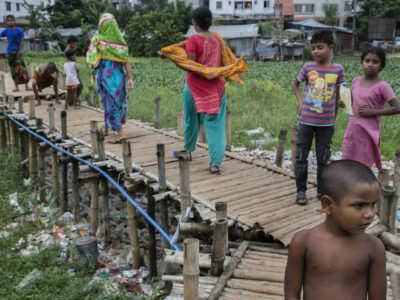 World Bank/ Dominic Chavez | Residents living in a slum in Dhaka, the capital of Bangladesh.